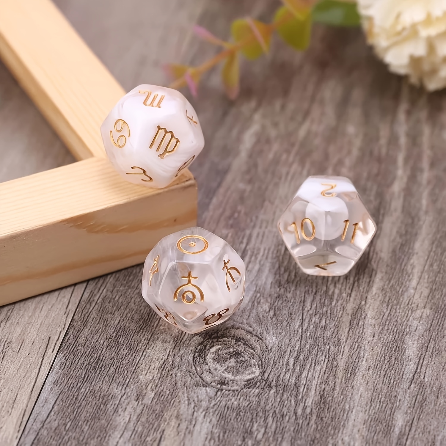 4pcs Astrology Dice Set with Acrylic Pearl Zodiac Dice